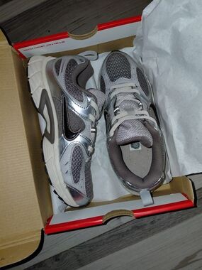 Nike V5 RNR (PS)